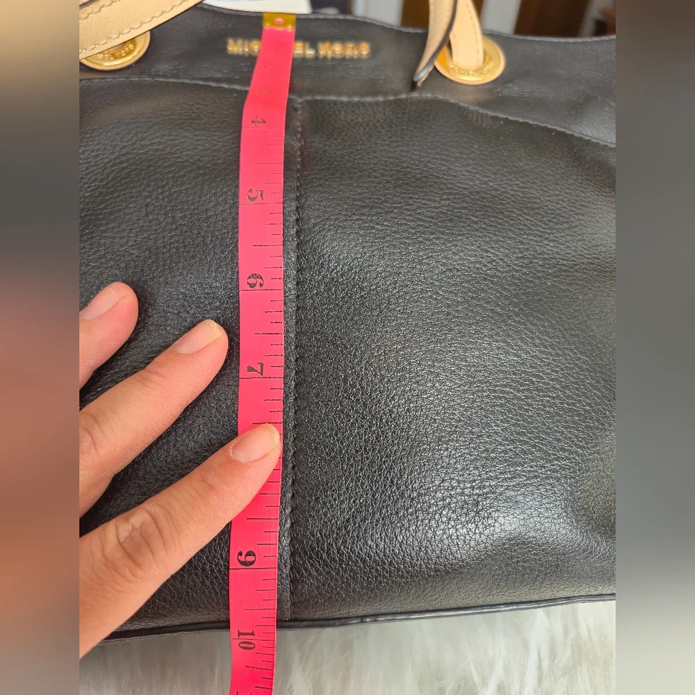Michael Kors Black Tote with‎ Tan Handles ⚠️⬇️